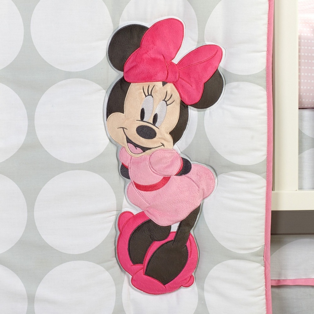 Minnie Mouse Polka Dots 4 Piece Crib Bedding Set - Picture 5 of 9